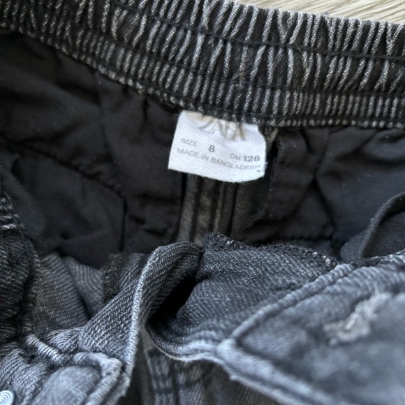 5/$25✨H&M Jean Cargo Shorts - Picture 4 of 4